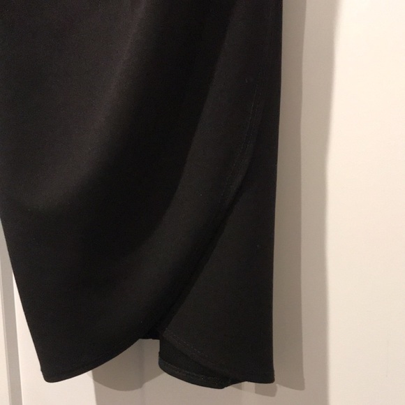 Little black dress 🖤 Size small. Knee length spaghetti strap V-neck. Lulus. - Picture 3 of 6